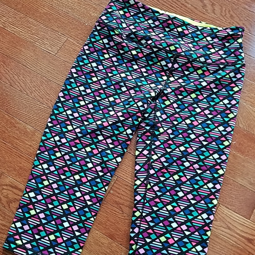 VSX sport compression capri leggings